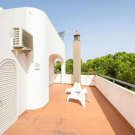 Calmelo - Short Drive Away From Beaches Of Carvoeiro Benegil * Albufeira
